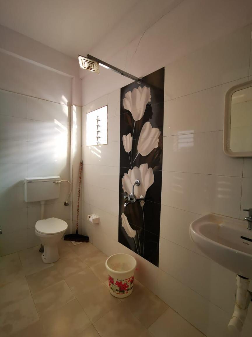 Ivon Guest House Arambol Rum bild