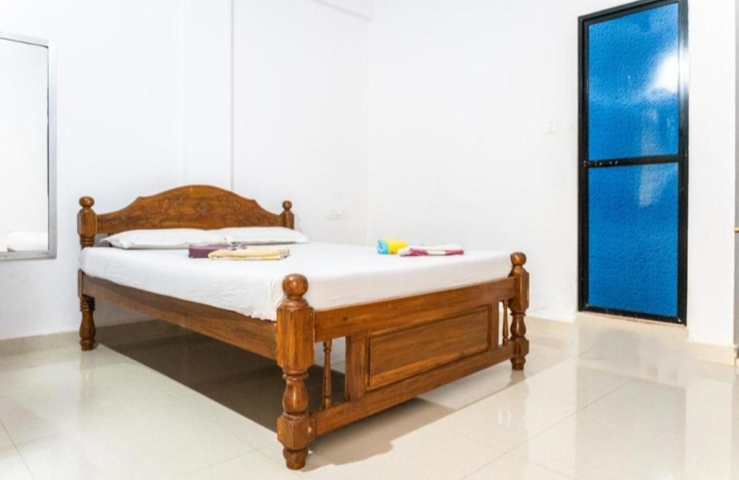 Ivon Guest House Arambol Rum bild